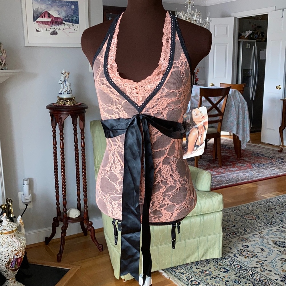 NWT Shirley of Hollywood lace  lingerie